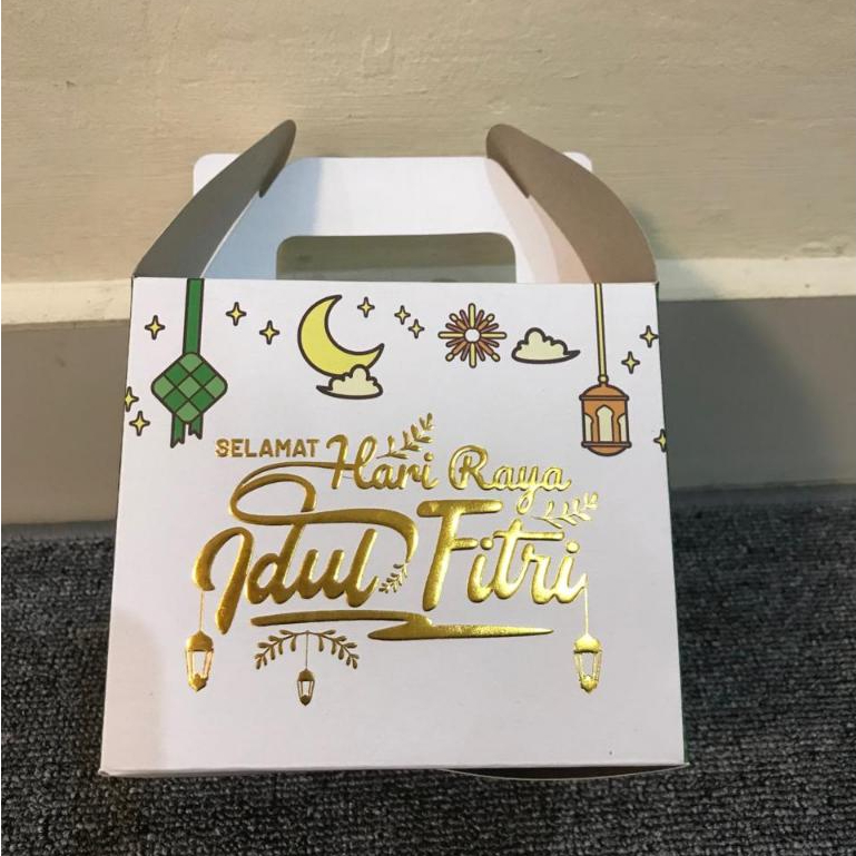 

Box kuker tenteng 250 gr isi 2 toples / box tenteng / hampers idul fitri