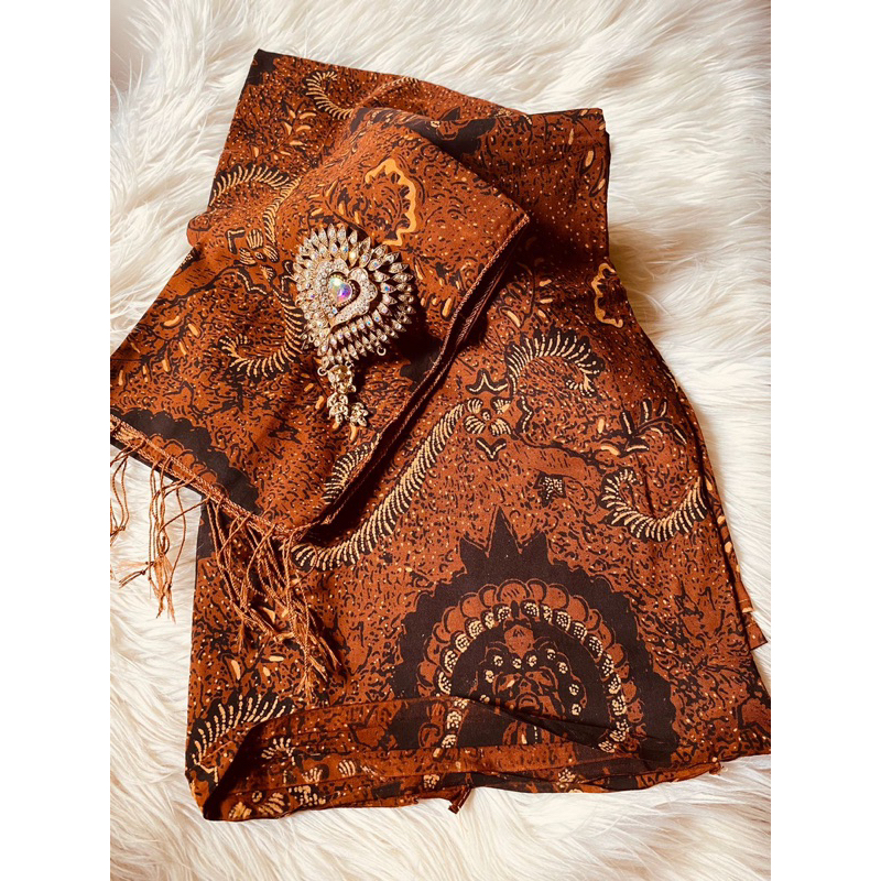 sutraParis motif batik lawas pinggiran sudah diteci