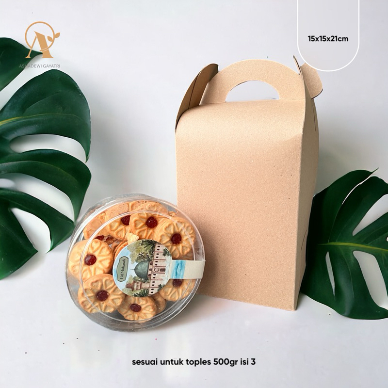 

Ashadewi Gayatri - Gable Box Kraft : 15x15x21 cm / Box Toples 3 Tumpuk / hampers box/ box toples kue
