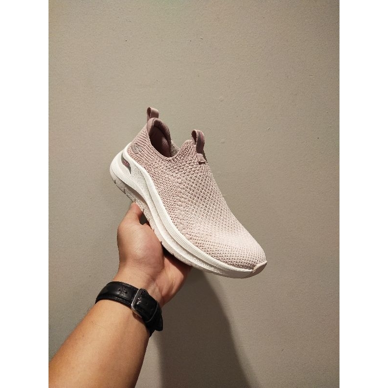 SEPATU WANITA TERBARU SKECHERS ORIGINAL SLIP ON ARCH FIT 2.0 MAUVE