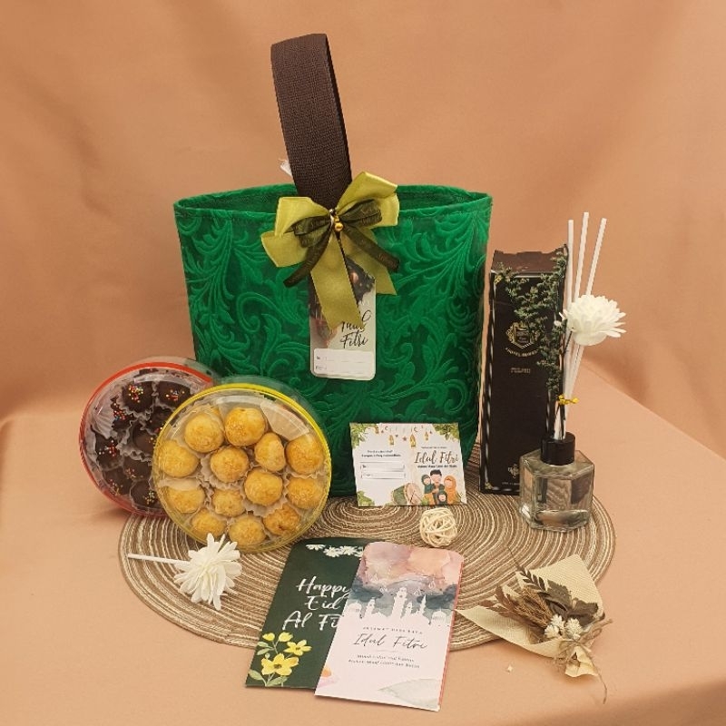

Hampers Lebaran EID Signature Hampers Idulfitri Series (Bisa COD)