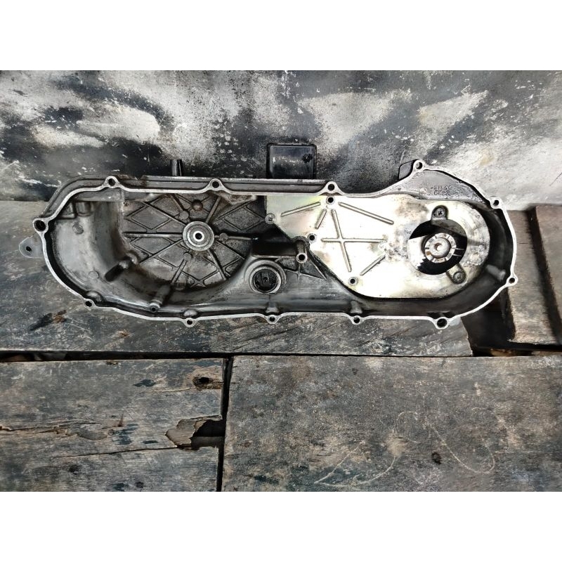 Box cvt/ bak engkol pakaian Yamaha Mio sporty kondisi set isi + gigi engkol besar dan kecil + engkol