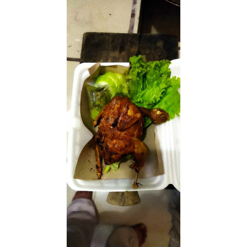 

Burung Puyuh Ungkep Plus Sambal Hijau