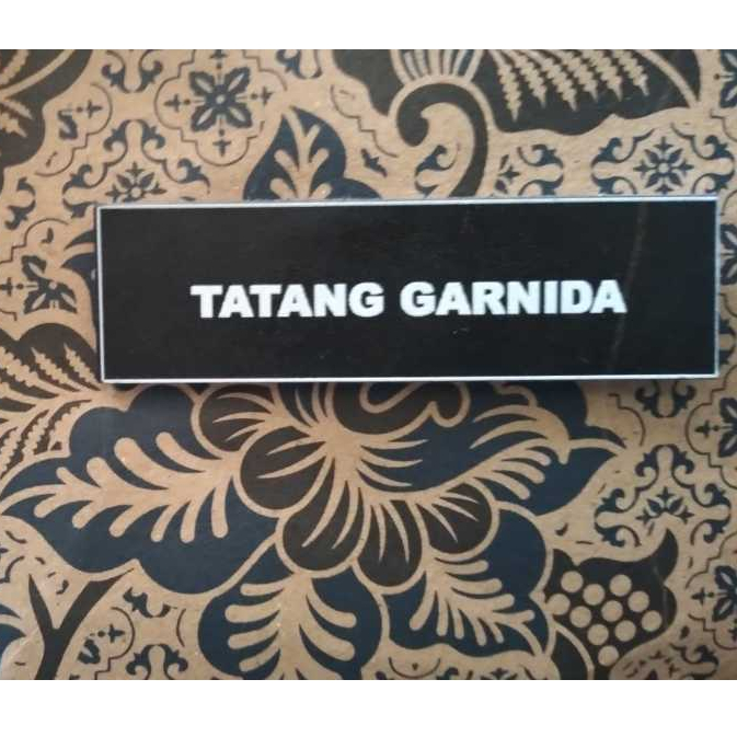 

NAME TAG NAMA DADA KULIT ASLI CUSTOM NAMA MODEL MAGNET