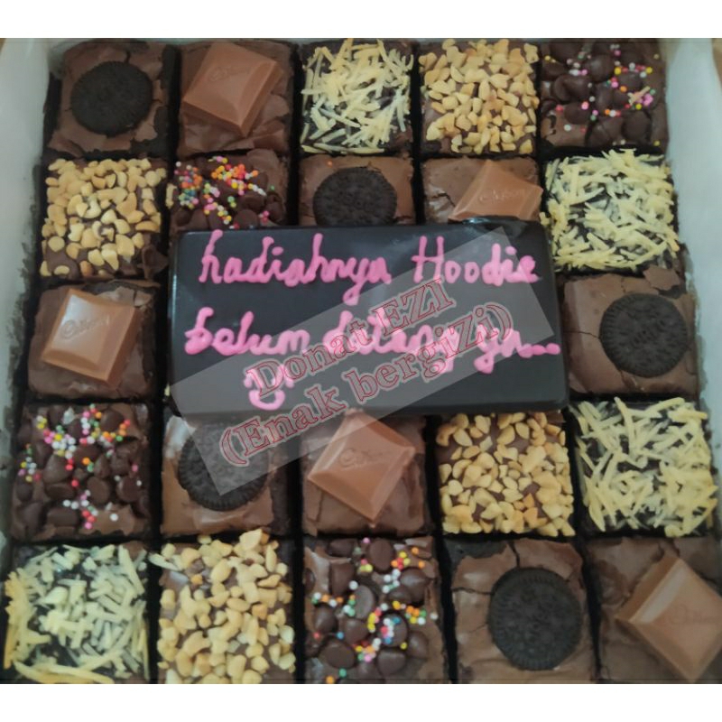 

Brownies Sekat 5 Topping