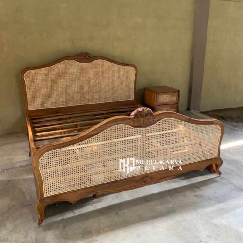 Dipan Kayu Jati Minimalis Modern