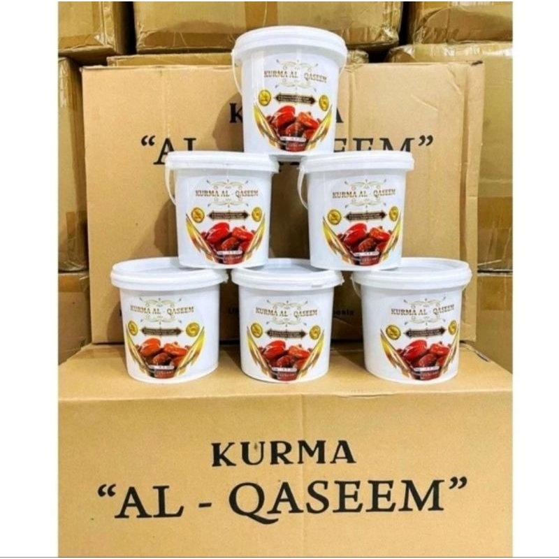 

Kurma AL-QASEEM Kemasan Ember Qurma