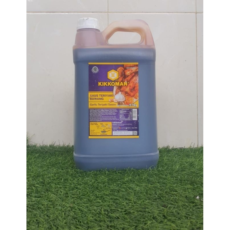 

Kikkoman Saus Garlic Teriyaki Bawang Jerigen 5.7L