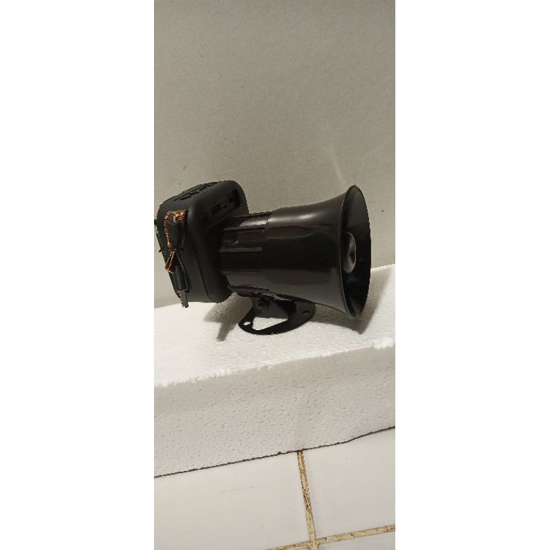 speaker pikat burung ruak ruak ,ayam hutan,burung pemburu,burung kicau..