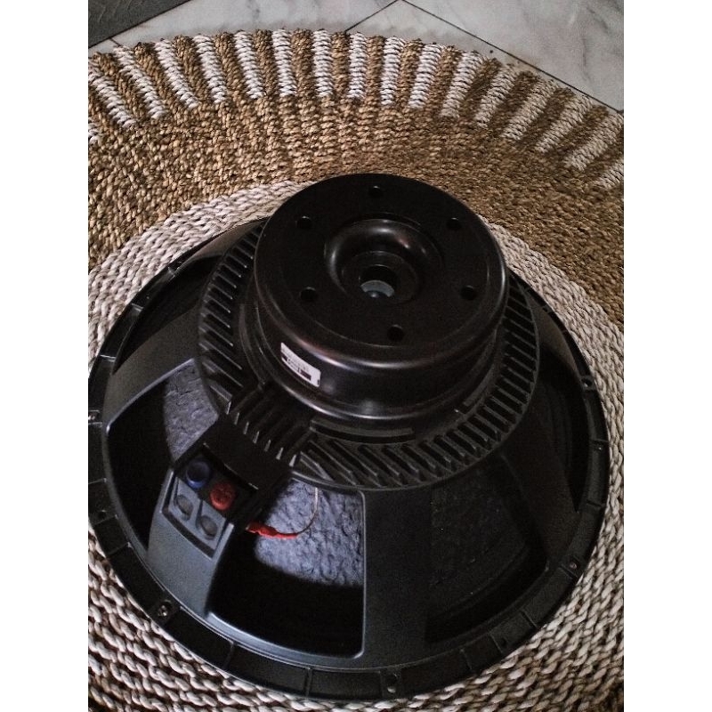 Speaker BNC Neodiyum 18 Inch