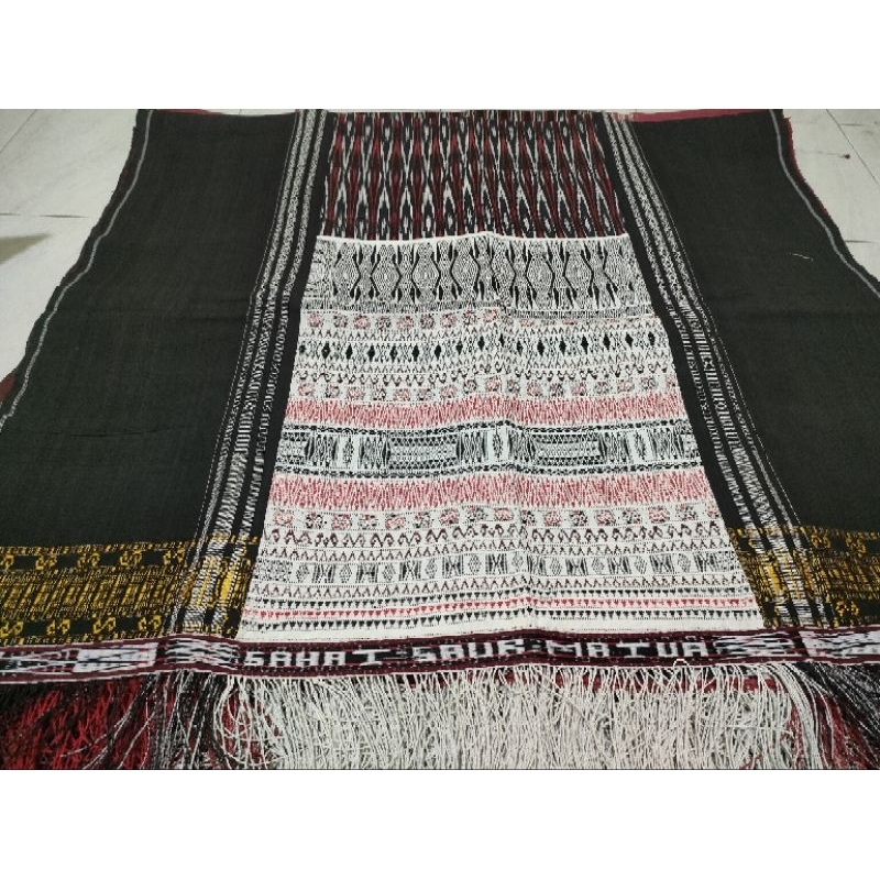 Ulos ragi hidup/paccamot pakaian adat Batak toba