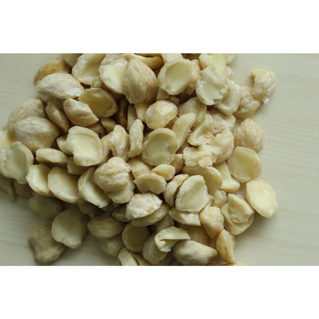

KEMIRI 100 GRAM / MINYAK KEMIRI / BUMBU DAPUR / BUMBU / DAPUR / MINYAK KEMIRI BAKAR