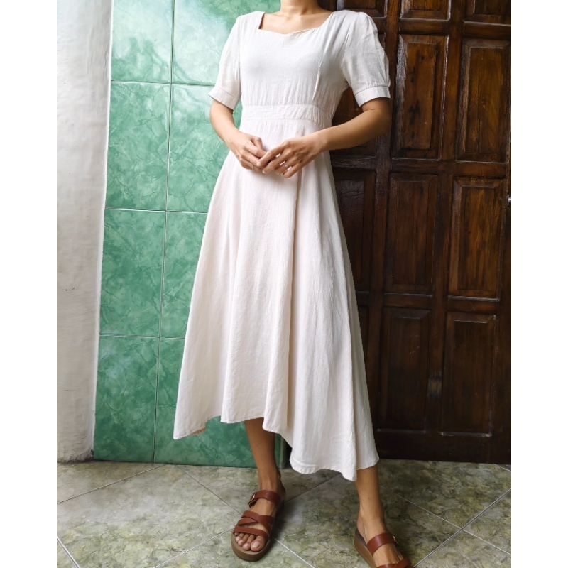 Preloved P❤️ Mantan Bukan Baru CR62 no brand krem cream crem dress wanita panjang 7/8 katun jatuh si