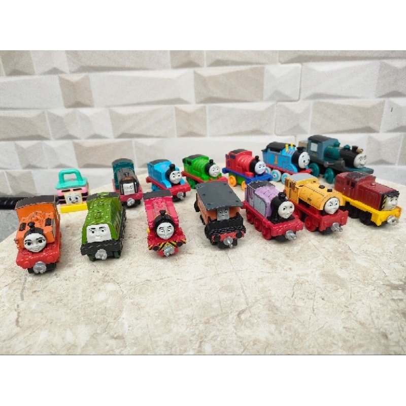 Kereta Thomas and Friends Mattel