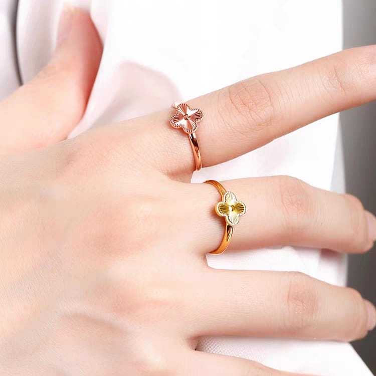 Cincin Titanium Lapis Emas Clover Polos/Cincin Wanita korea