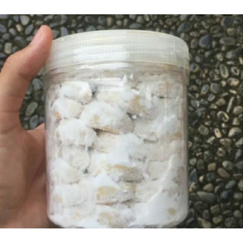 

Putri salju-sagu keju-kue kacang