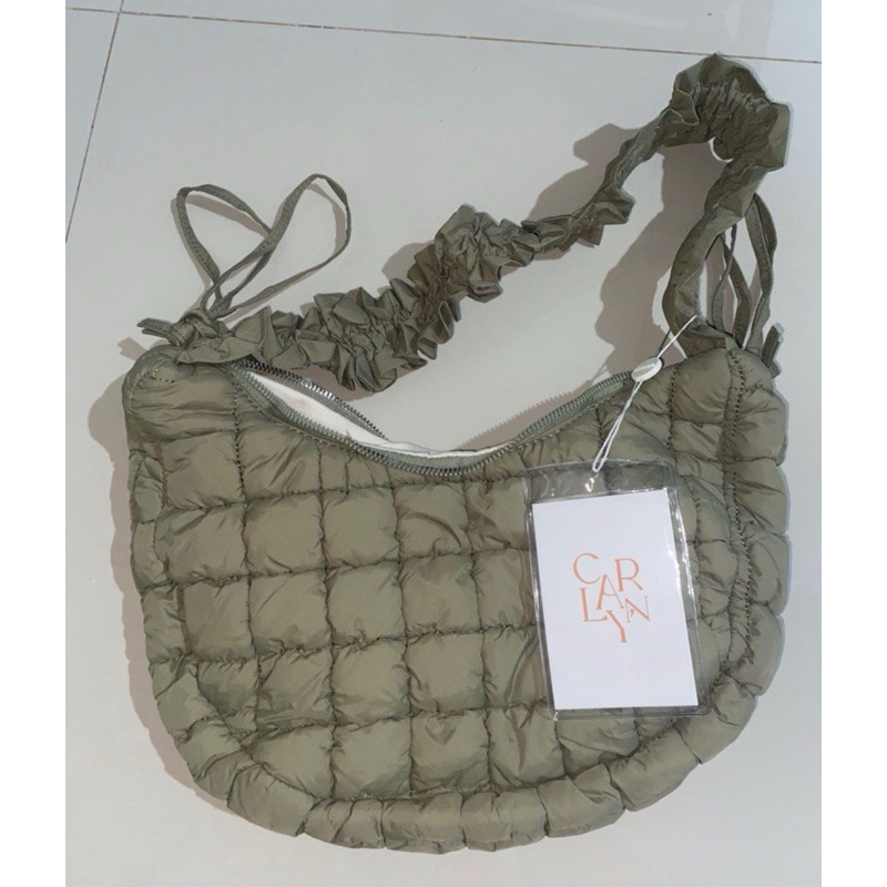 Carlyn bag