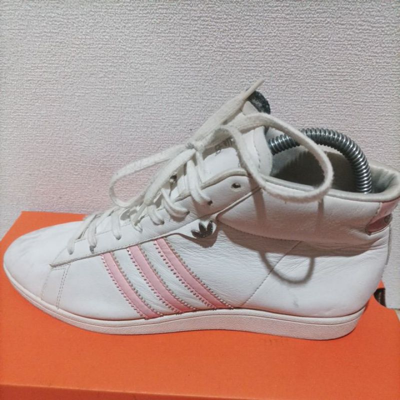 Sepatu Adidas Kulit Putih