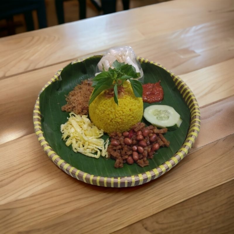 

Nasi Kuning Reguler