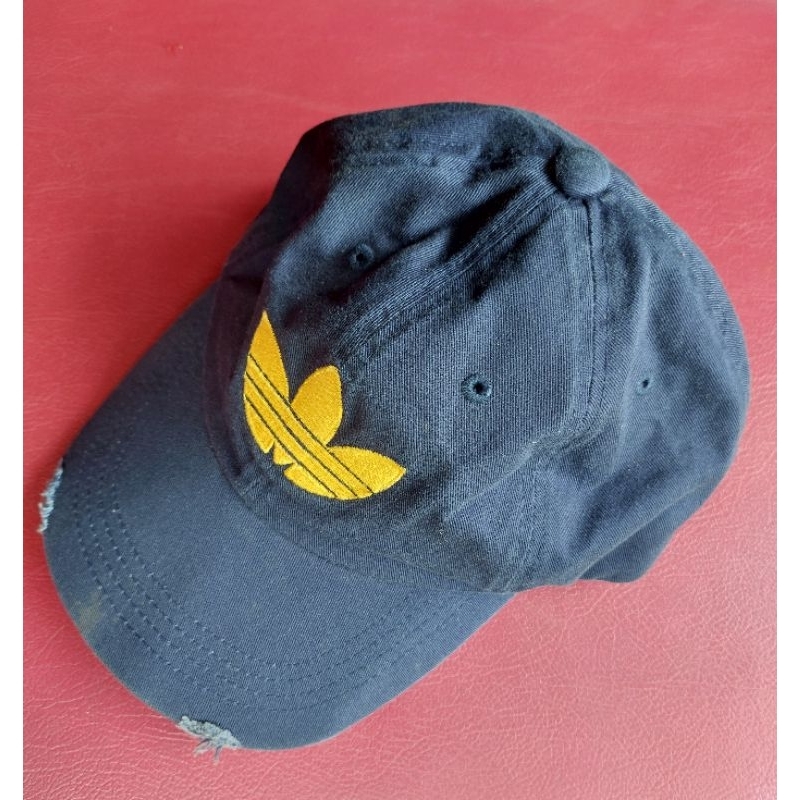 topi adidas vintage