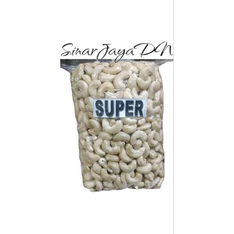 

Kacang mete super