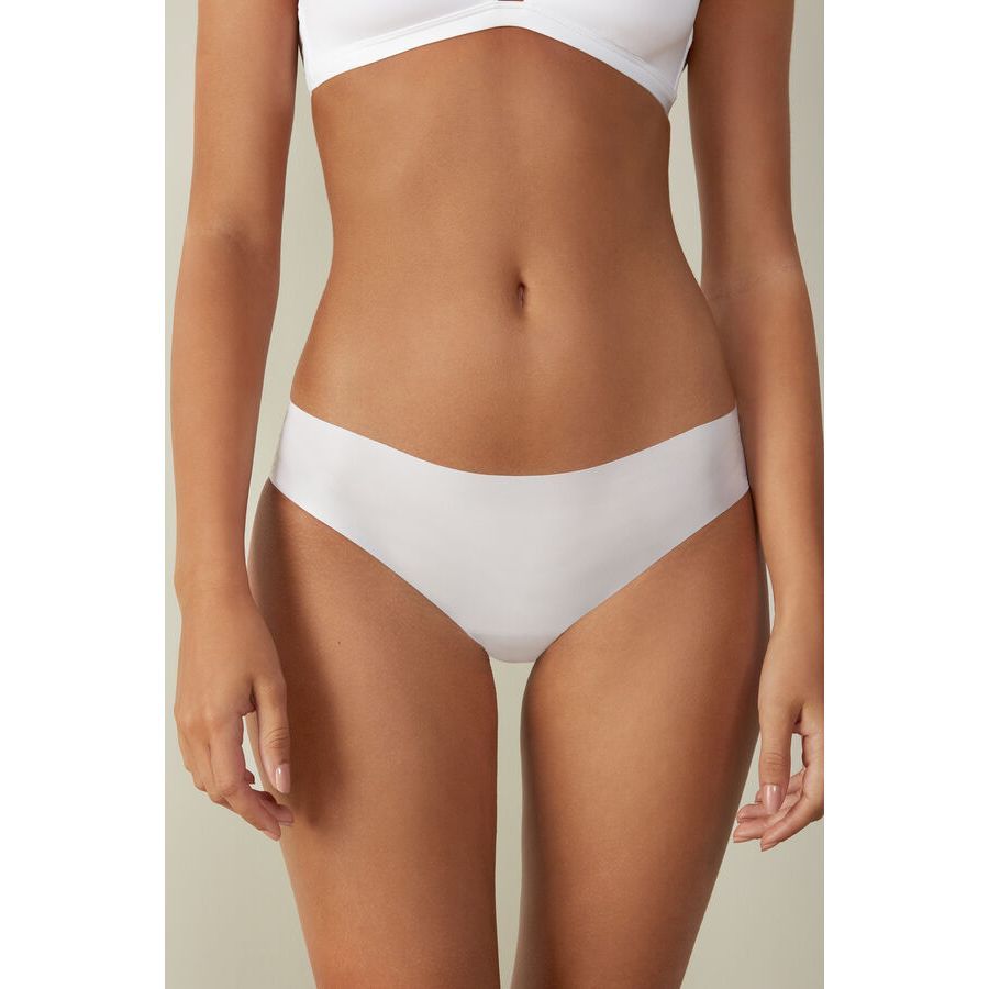 [SALE] Schiesser / Hanes / Jolinesse / C&A White Seamless Maxi Highwaisted Invisible Light Seamless 