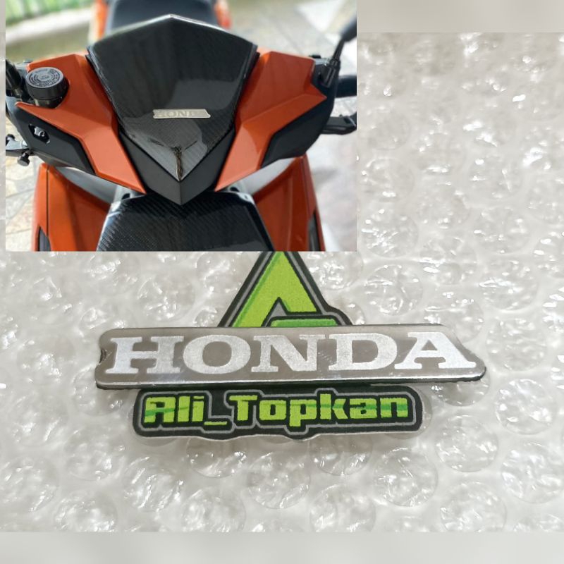 Emblem Stenless HONDA kecil batok visor Vario PCX beat