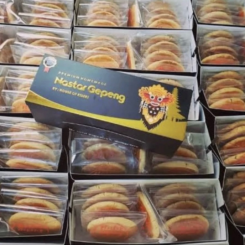 

Paket 5 Kotak (45 pcs) Nastar Gepeng (Naspeng). Free Packing Dus.
