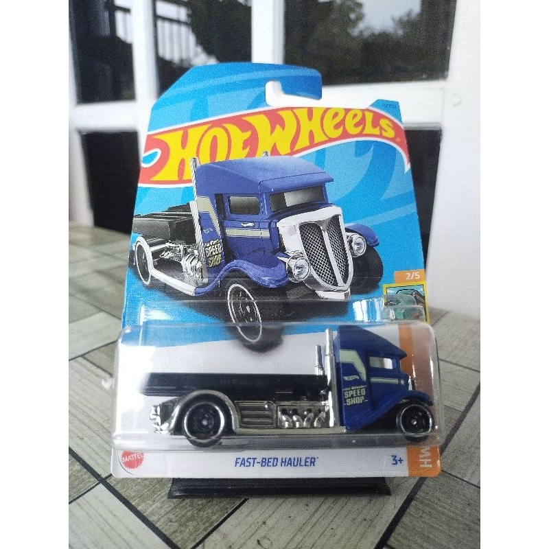 hot wheels fast bed hauler biru