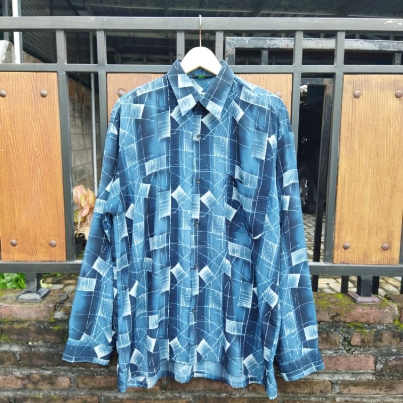 Vintage Pattern Shirt / kemeja vintage / kemeja second