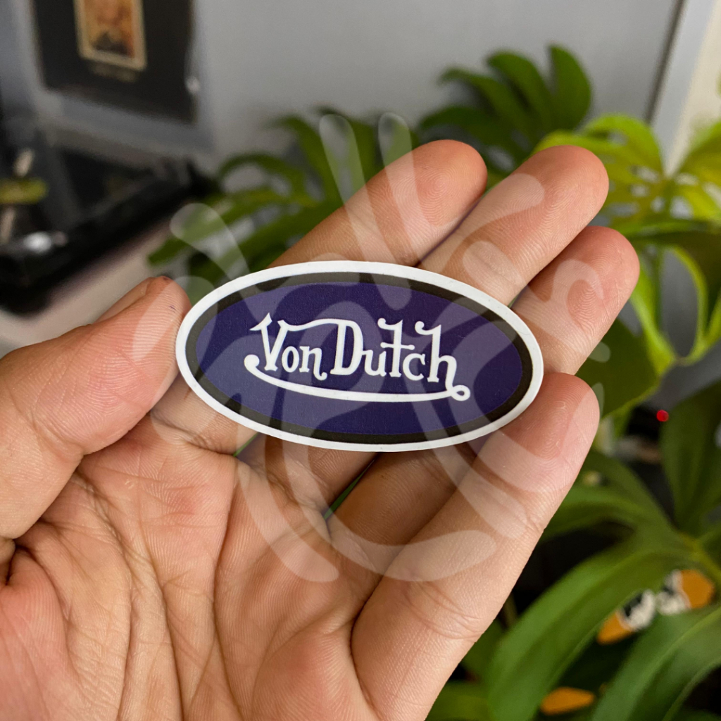

sticker vondutch / sticker aesthetic / sticker tumblr /stiker premium / stiker hp / stiker laptop / stiker helm / stiker tahan air