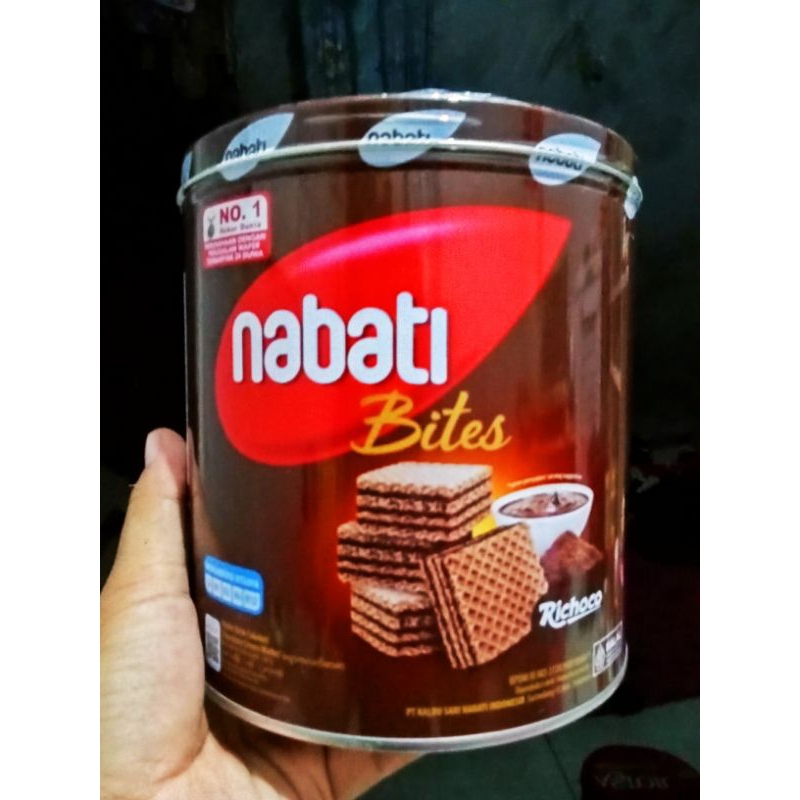

Wafer Nabati Richoco Wafer Nabati Roti Korea (New) / Jajan Kaleng Lebaran Idul Fitri / Hampers Lebaran Idul Fitri