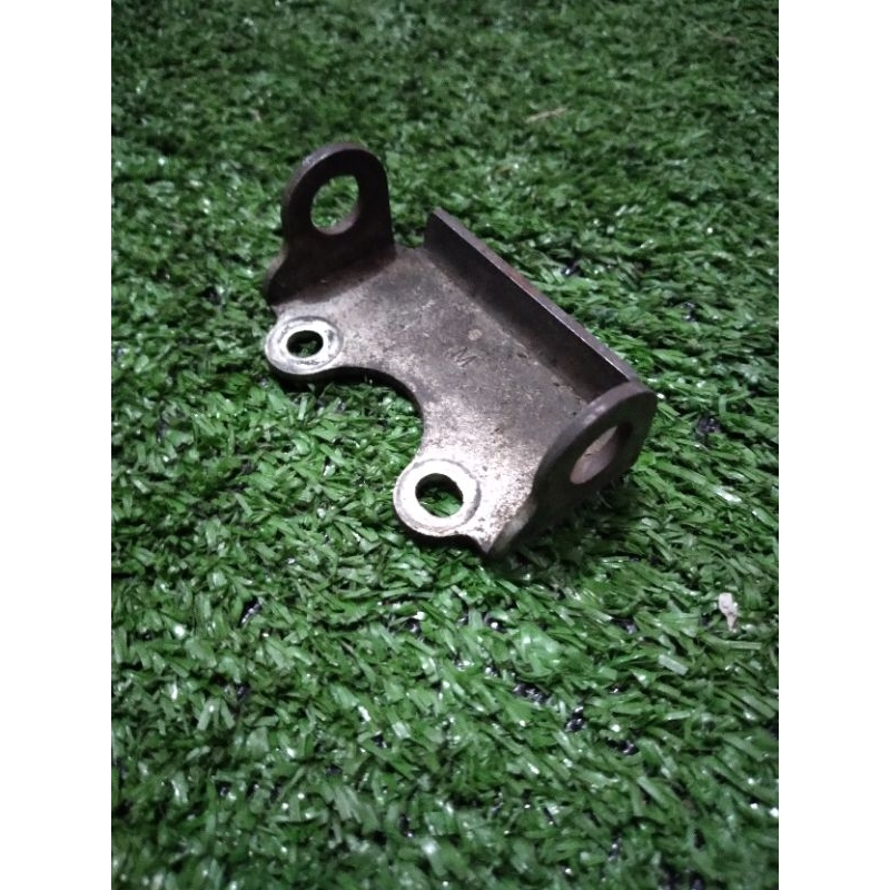 BREAKET besi DUDUKAN  jok yamaha mio sporty smile original