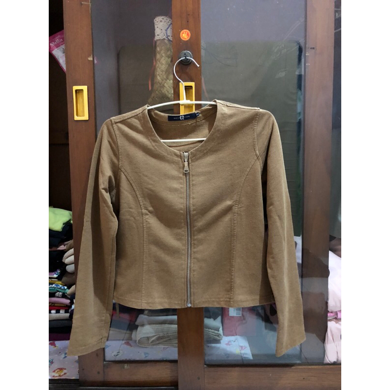 Cardigan C2 - Preloved C2 Outfit