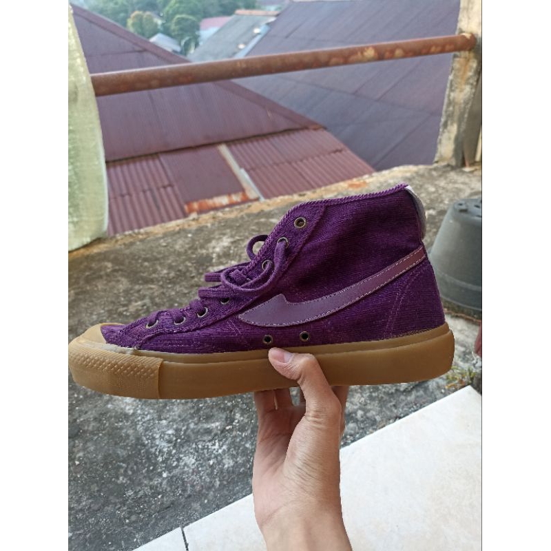 sepatu compass kelompok penerbang roket size 42
