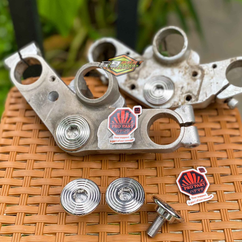 ring manisan baut komstir T segitiga atas stainless stenlis universal Ninja vixion RX king dll baut 