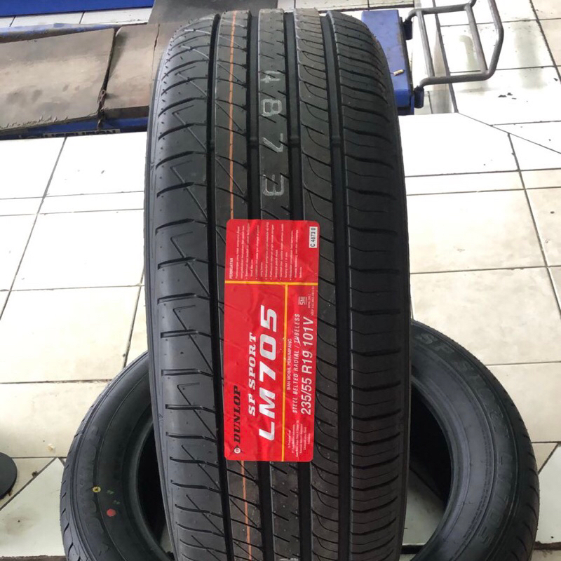 Ban Mobil 235/55 R19 Dunlop LM705 235 55 19