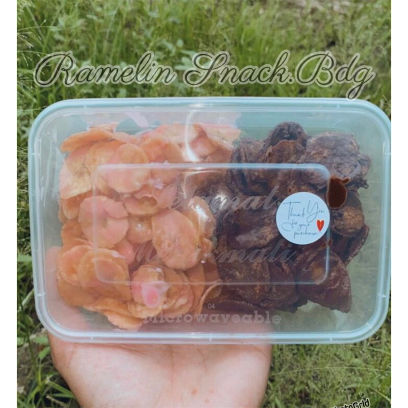 

Keripik pisang lumer mix stoberi coklat box