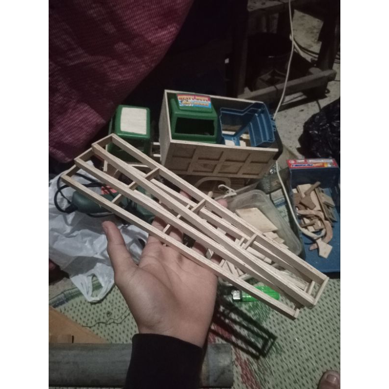 sasis miniatur truk plastik