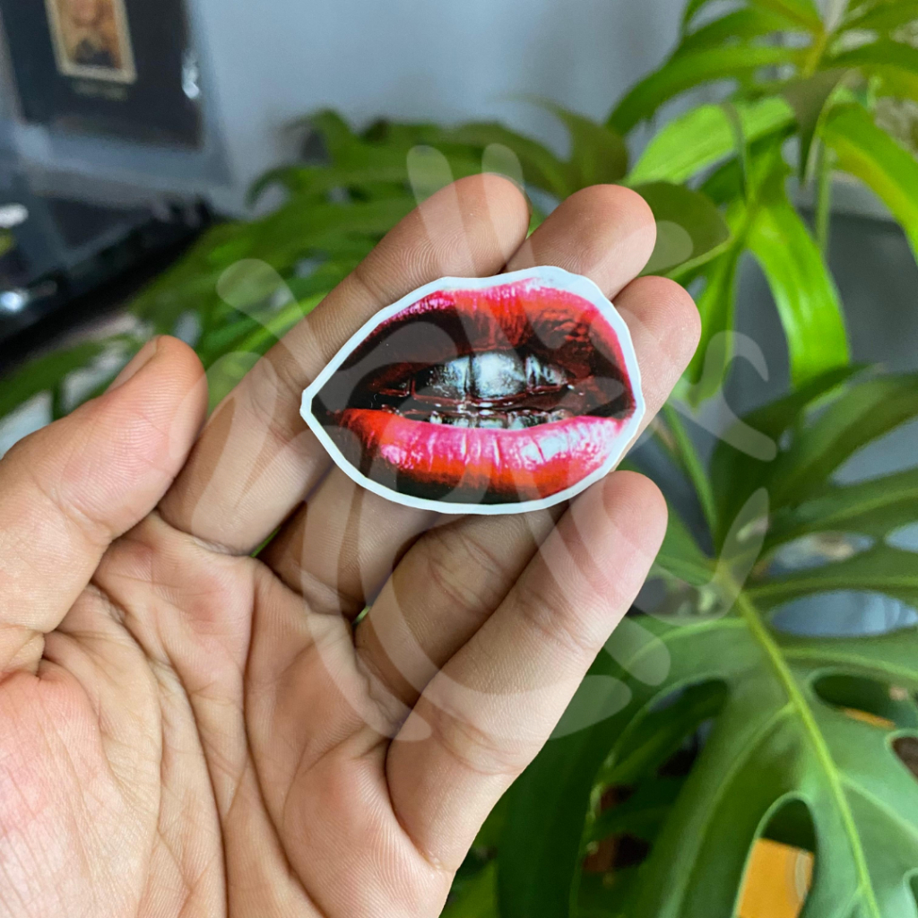 

stiker bibir / sticker / aesthetic sticker / sticker tumblr / aesthetic sticker / stiker hp / stiker laptop / stiker helm / stiker satuan / stiker tahan air / sticker pack
