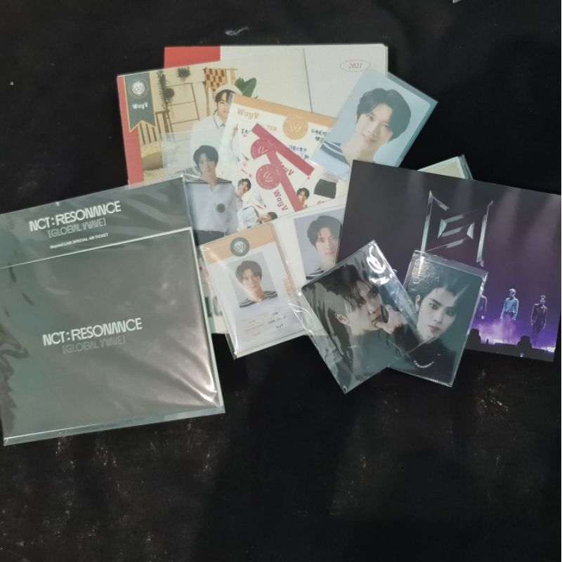 pc ar ticket beyond live resonance tenback to school kit 2021 ten set
postcard superm
photocard fanm