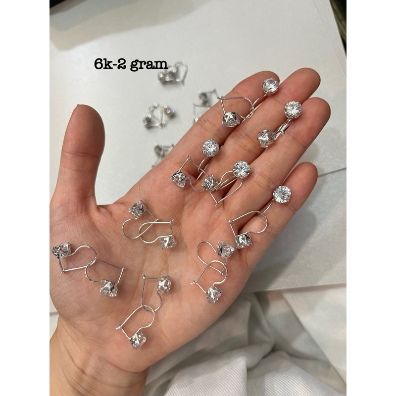 Anting emas kait solitaire desi mas putih