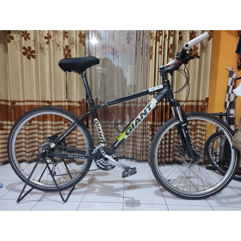 Sepeda MTB Giant All ATX7 Ukuran 26 Kondisi 2nd Terawat