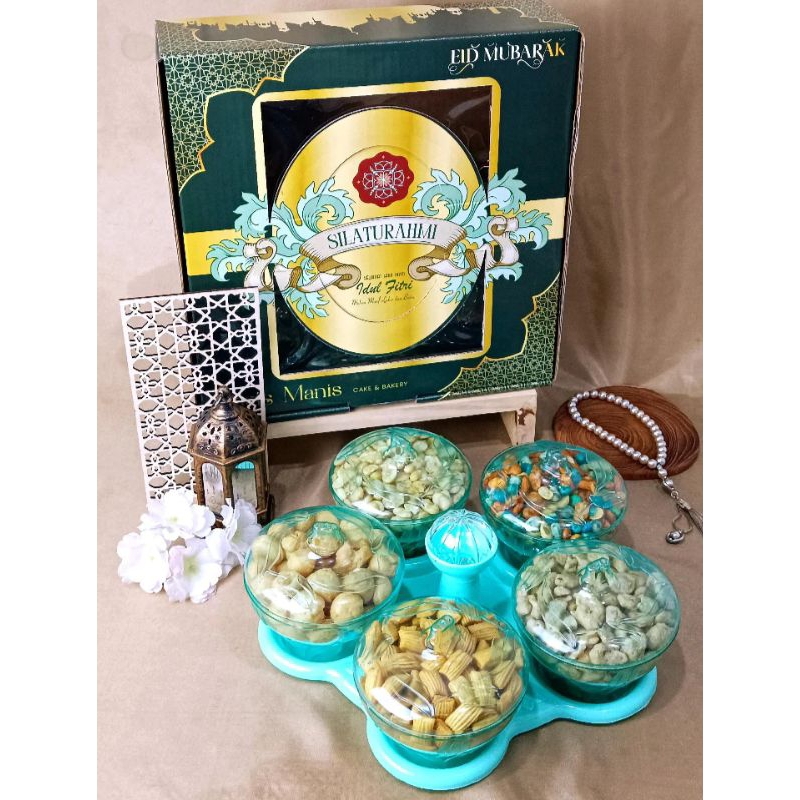 

Hampers Lebaran Parsel Idul Fitri Snack Box Gift Ramadhan Paket Kacang Soes Kering Pang-Pang Hadiah Lebaran