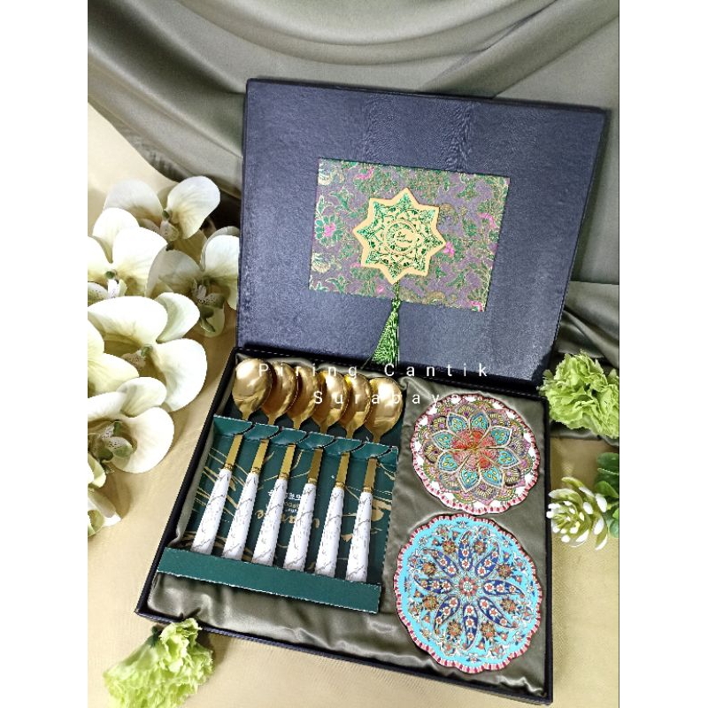 

Beeqa Gift Box Idul fitri | Hampers Lebaran Mewah