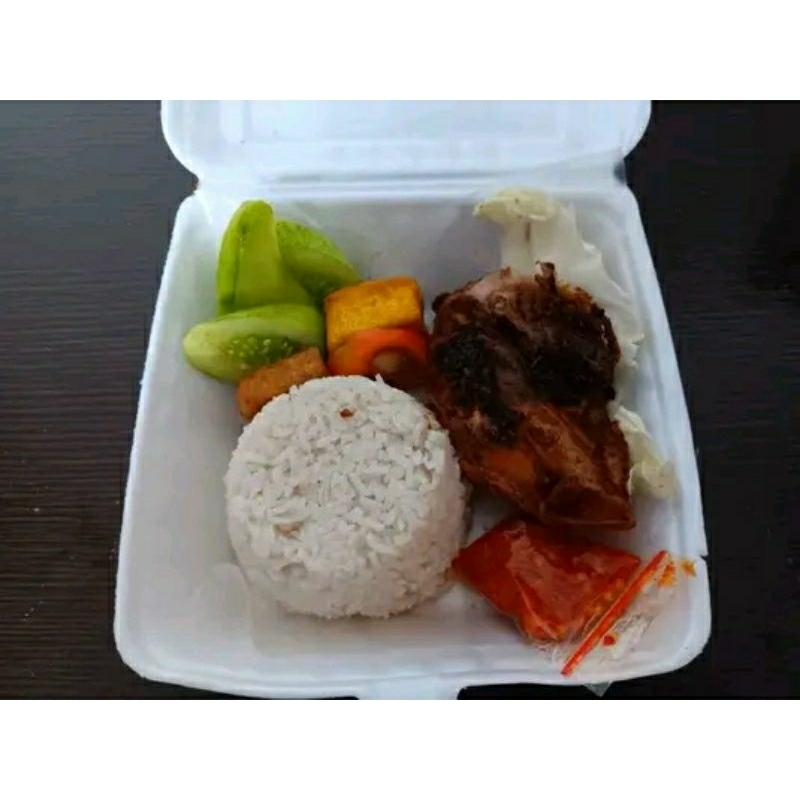 

Nasi Ayam Bakar Kumplit