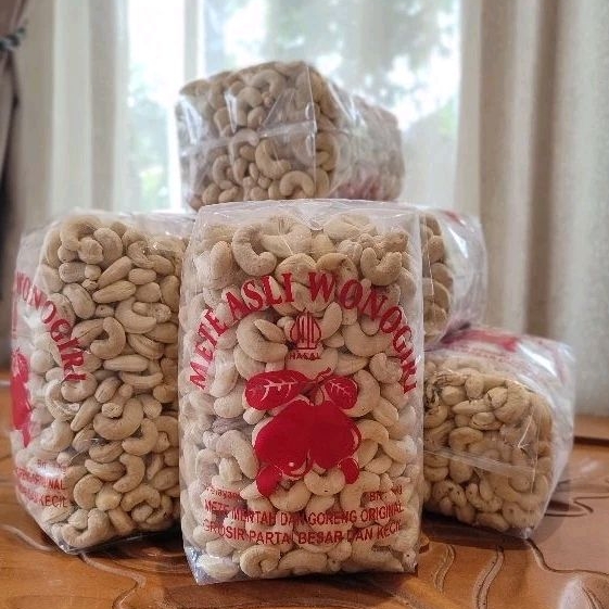 

KACANG METE GORENG ORIGINAL 1 KG ASLI WONOGIRI