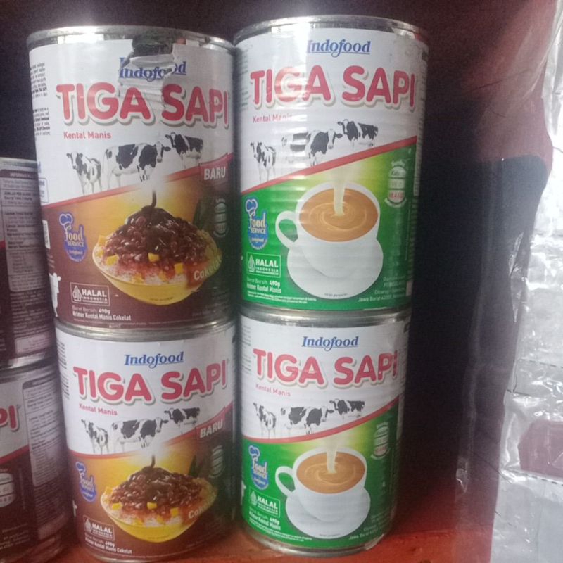 

tiga sapi jumbo
