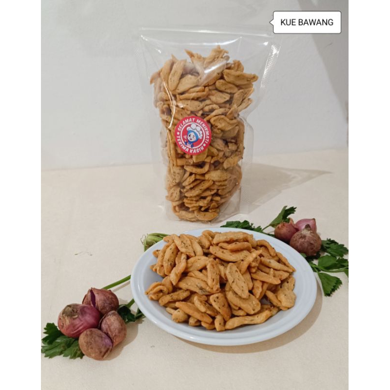 

Kue Bawang Premium
