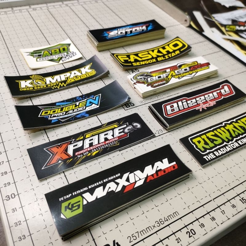 

Stiker Eceran Sound System Brewog Audio, K5 Maximal, Blizzard, X Pare, Bofago, Dll. (BAHAN BONTAK)